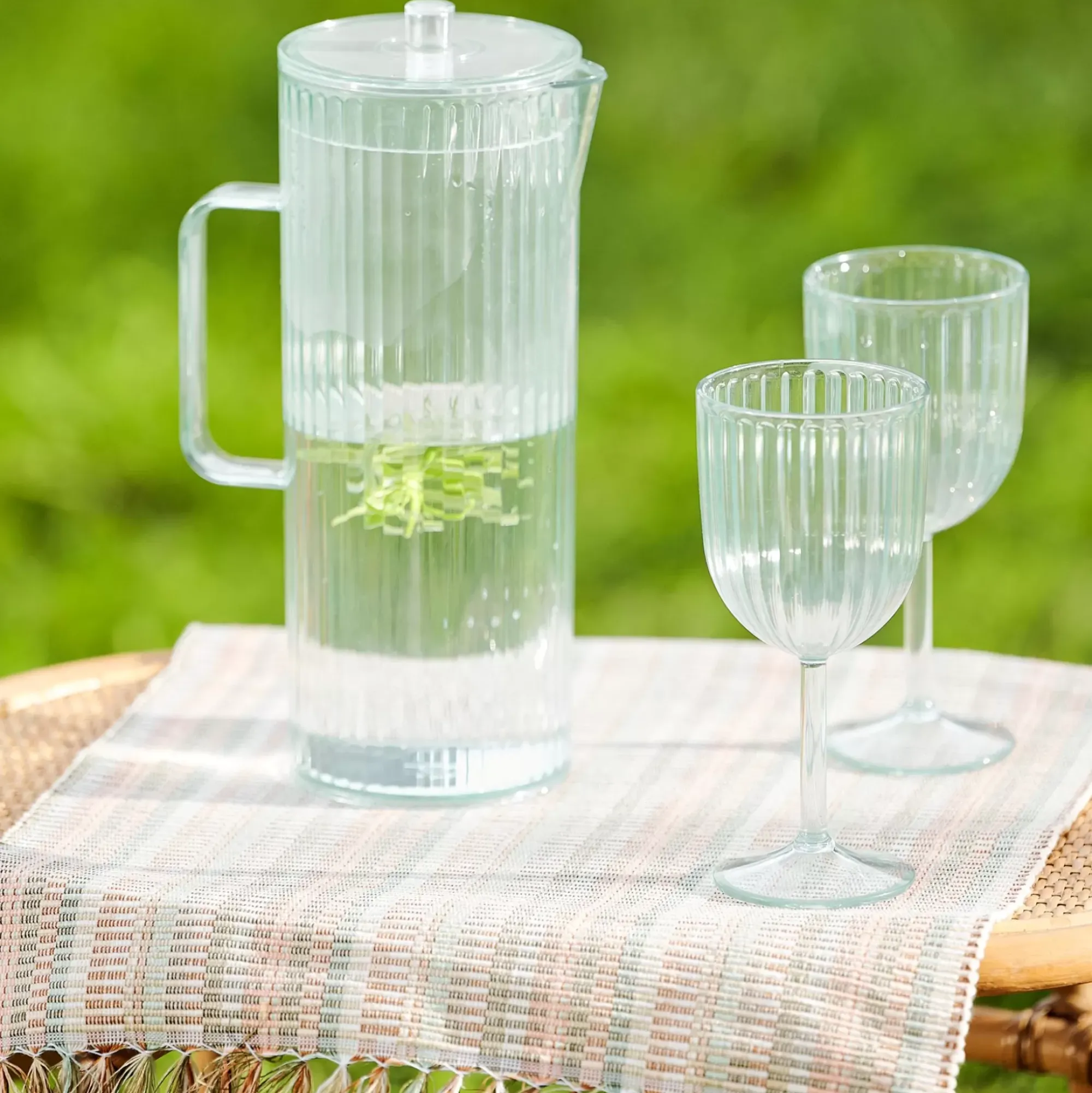 CASA Aura Green Jarra Con Tapa Verde Hot