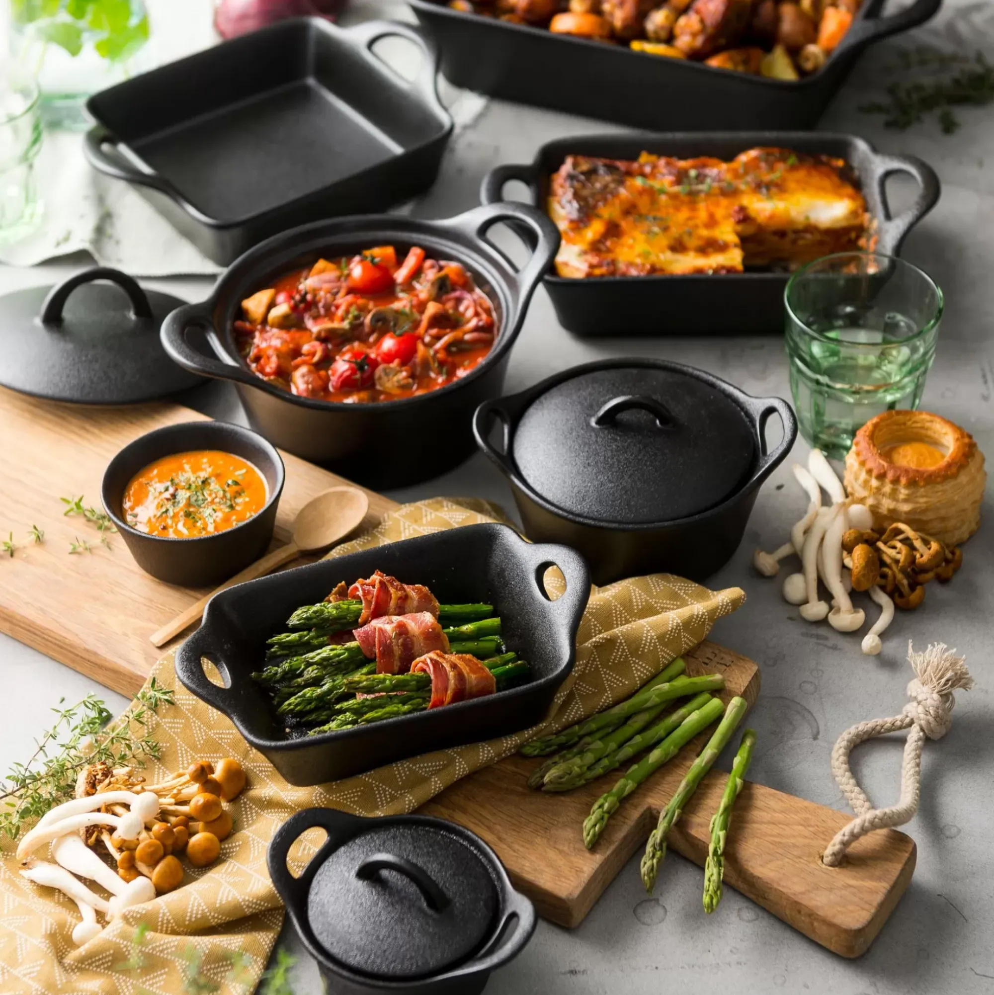 CASA Fero Cazuela Para Horno Con Tapa Negro New