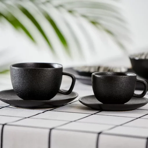 CASA Magma Taza Y Plato Negro New